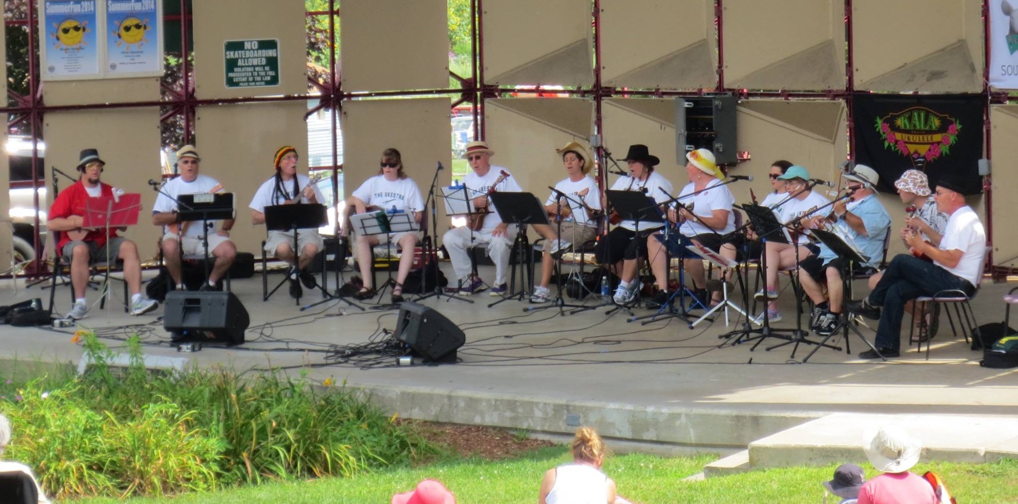 The Ukestra